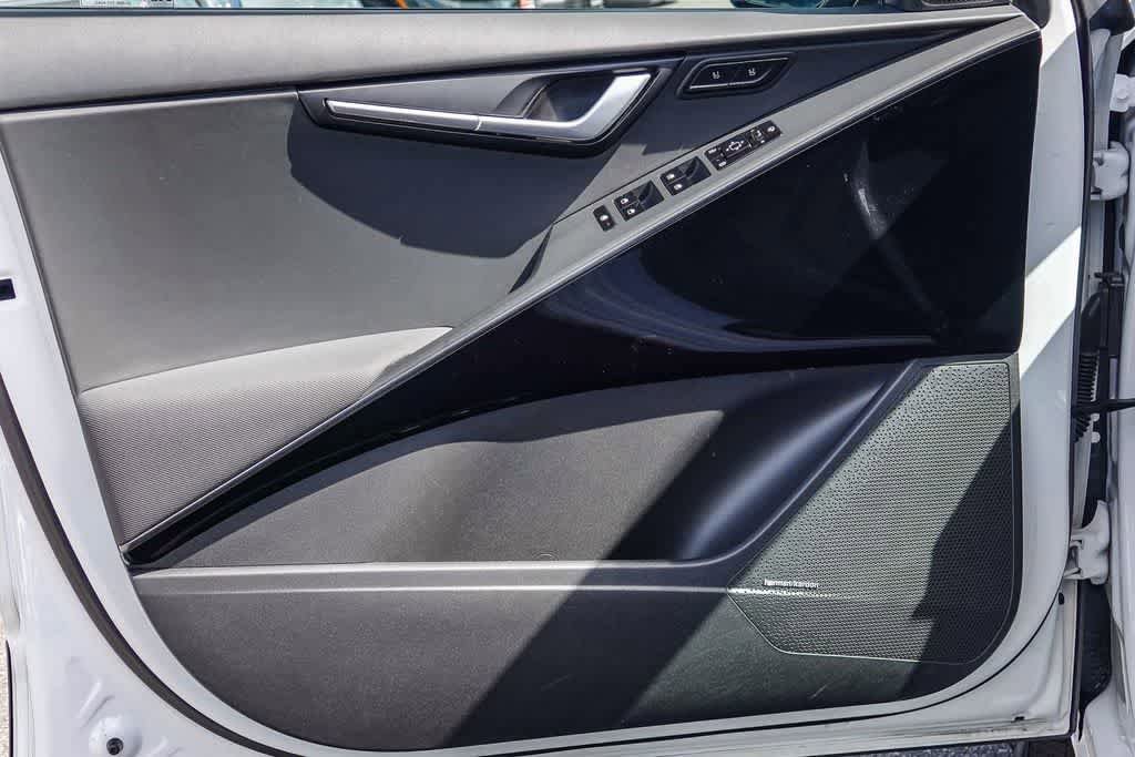Certified 2023 Kia Niro Wave FWD image 19