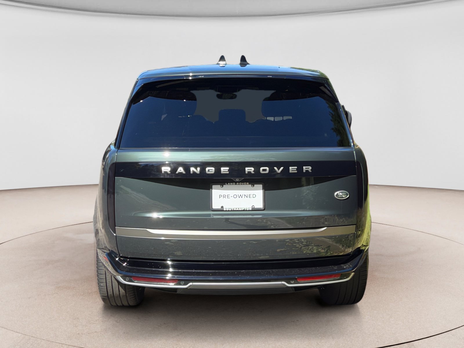 Used 2023 Land Rover Range Rover SE AWD/4WD image 4