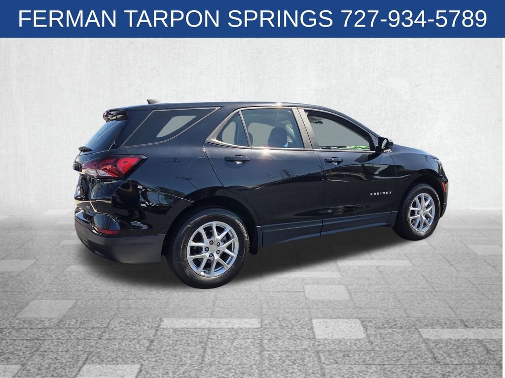 Used 2023 Chevrolet Equinox LS image 9