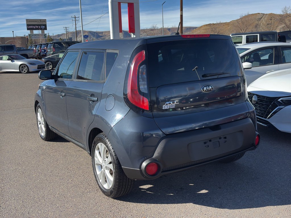 Used 2015 Kia Soul + FWD image 3