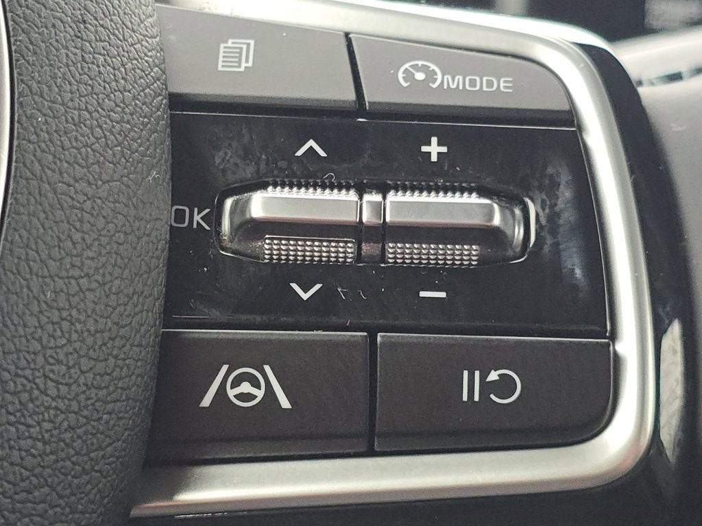 Used 2022 Kia Sorento S image 34
