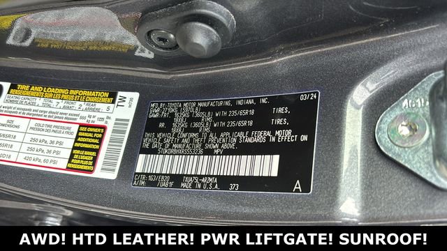 Used 2024 Toyota Highlander XLE image 35