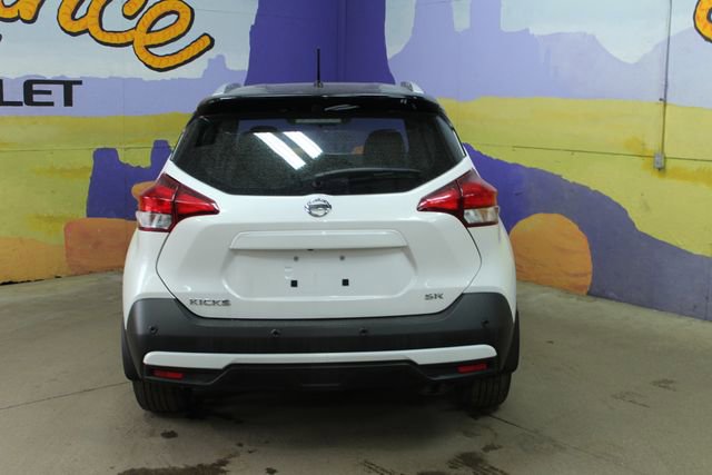 Used 2020 Nissan Kicks SR w/ SR Premium Package image 7