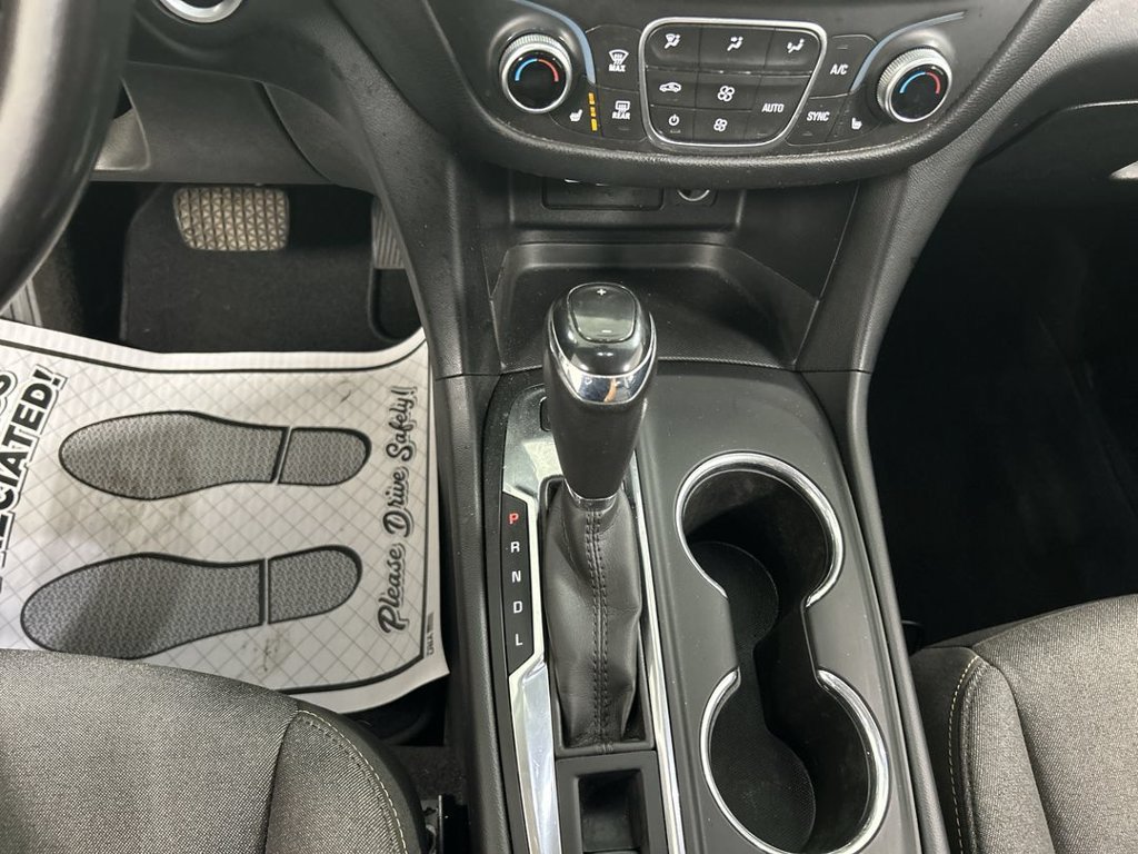 Used 2019 Chevrolet Equinox LT AWD/4WD image 18