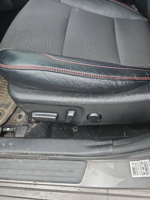 Used 2016 Toyota Camry SE FWD image 11