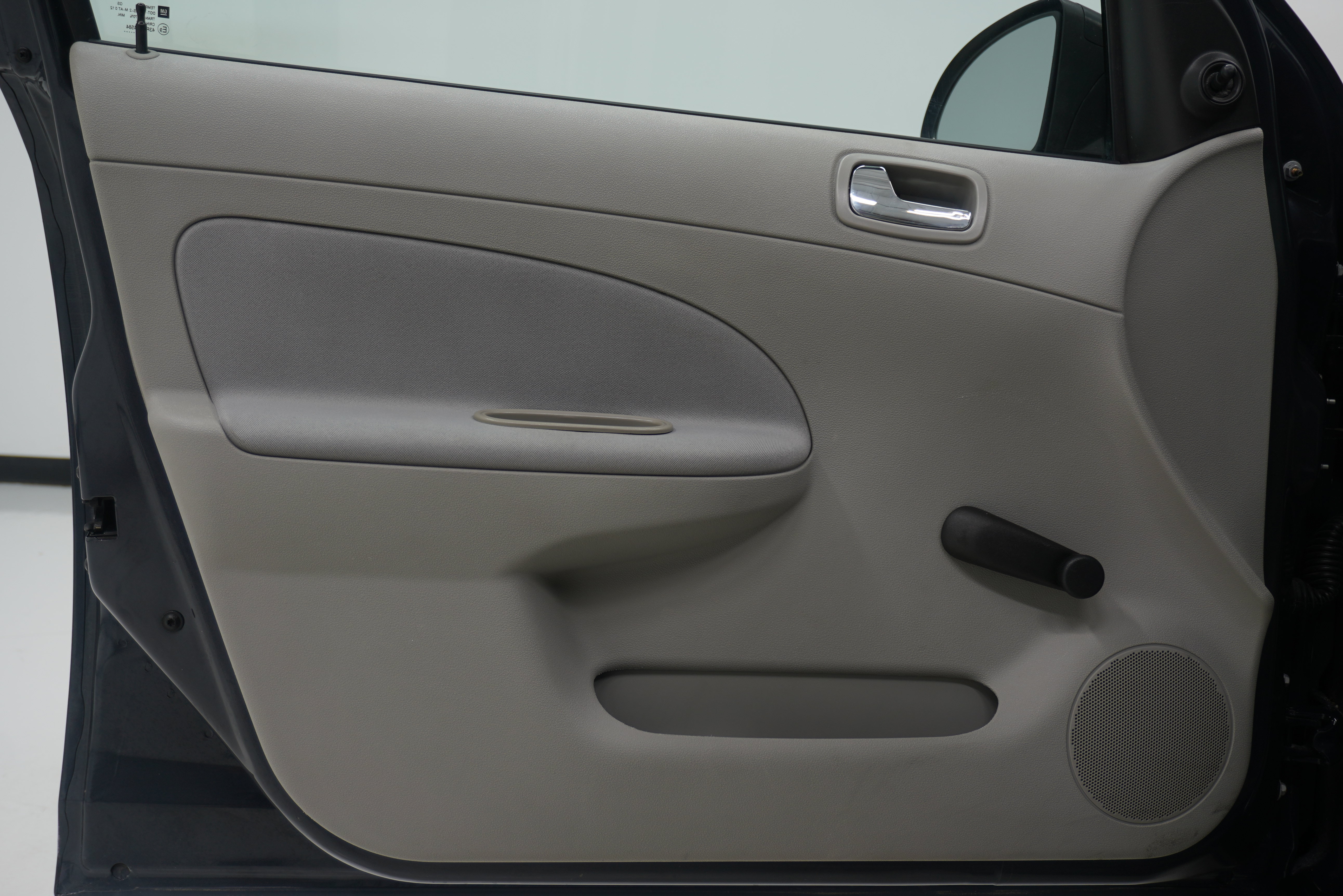 Used 2009 Chevrolet Cobalt LS w/ Protection Package FWD image 14