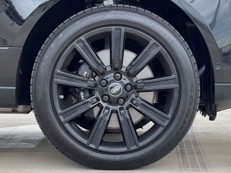 Used 2019 Land Rover Range Rover Long Wheelbase Supercharged image 65