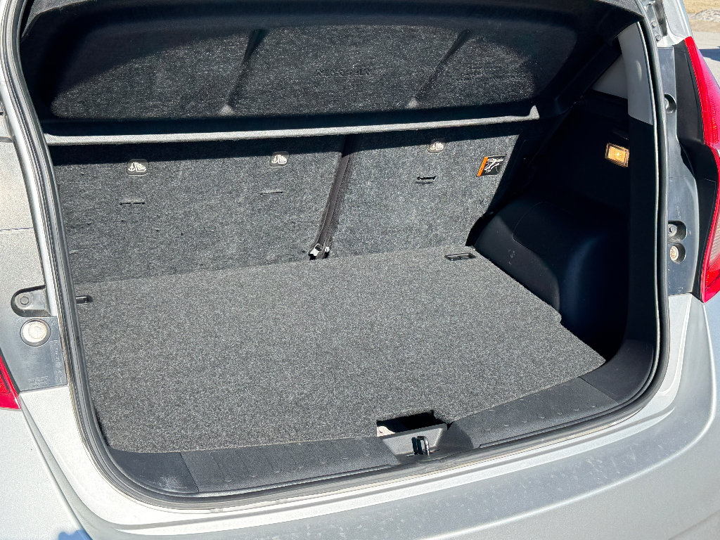 Used 2015 Nissan Versa Note SR image 15