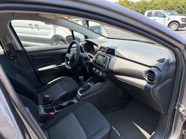 Used 2024 Nissan Versa S FWD image 9