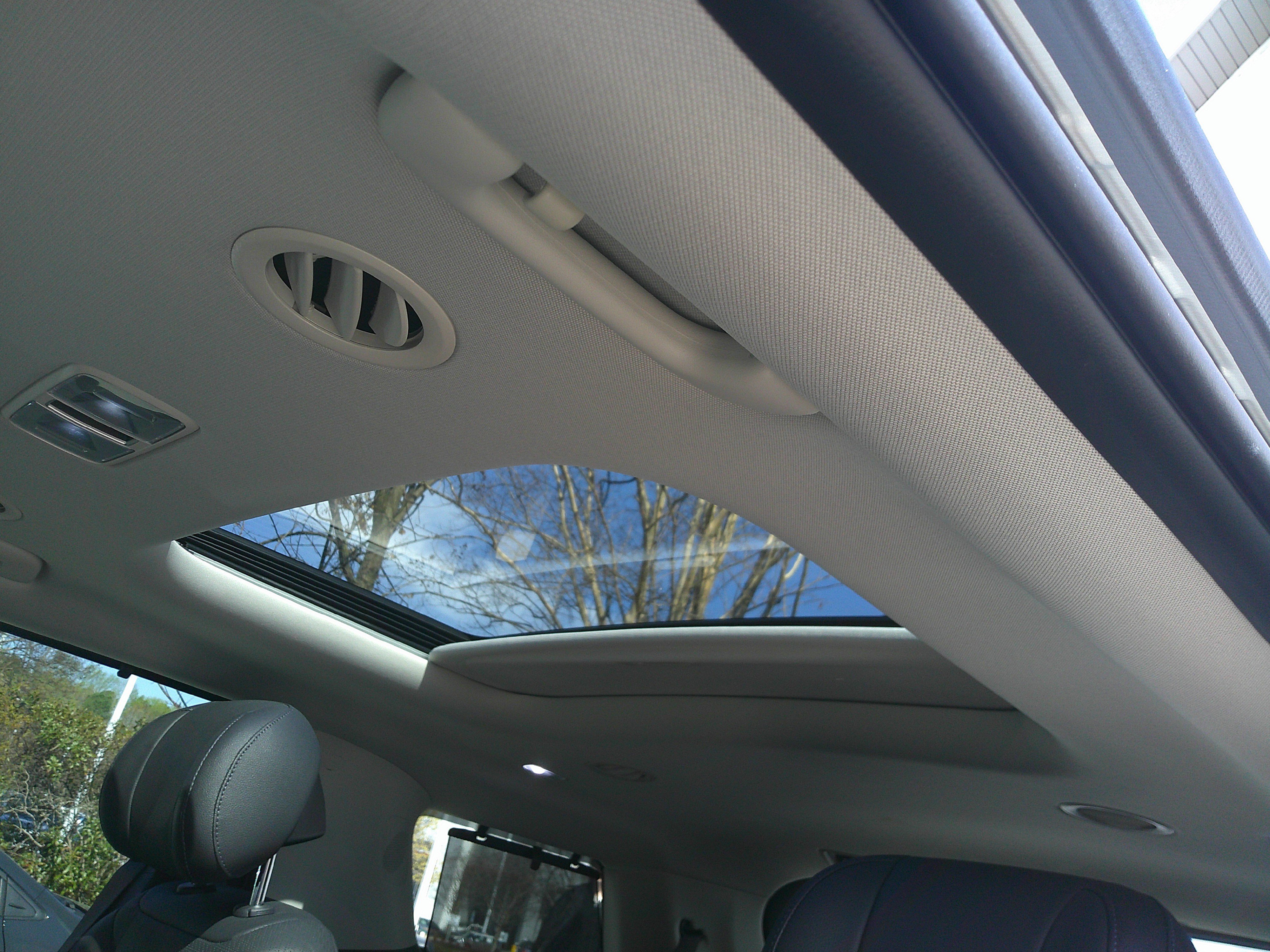 Used 2025 Kia Carnival SX Prestige image 30