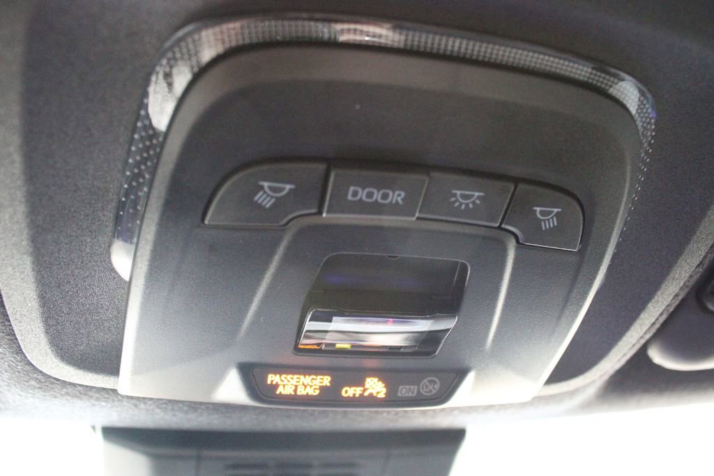 Certified 2026 Toyota Corolla SE w/ SE Package FWD image 32