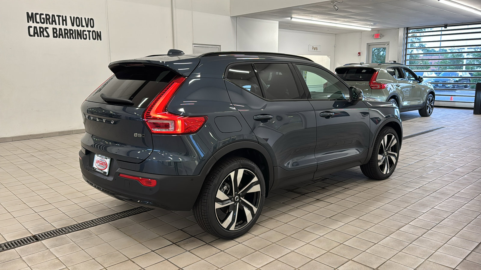 New 2026 Volvo XC40 B5 Ultra w/ Protection Package Premier AWD/4WD image 5