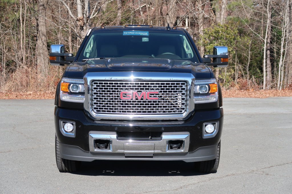 Certified 2016 GMC Sierra 2500 Denali w/ Duramax Plus Package image 2