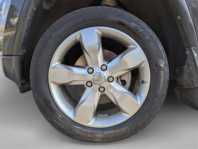 Used 2011 Jeep Grand Cherokee Overland image 24