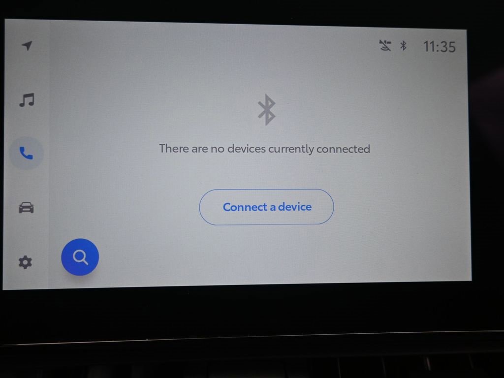 Used 2025 Toyota RAV4 LE image 31