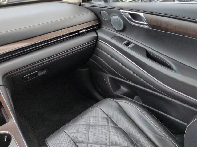 Used 2025 Genesis GV80 3.5T Prestige AWD/4WD image 17