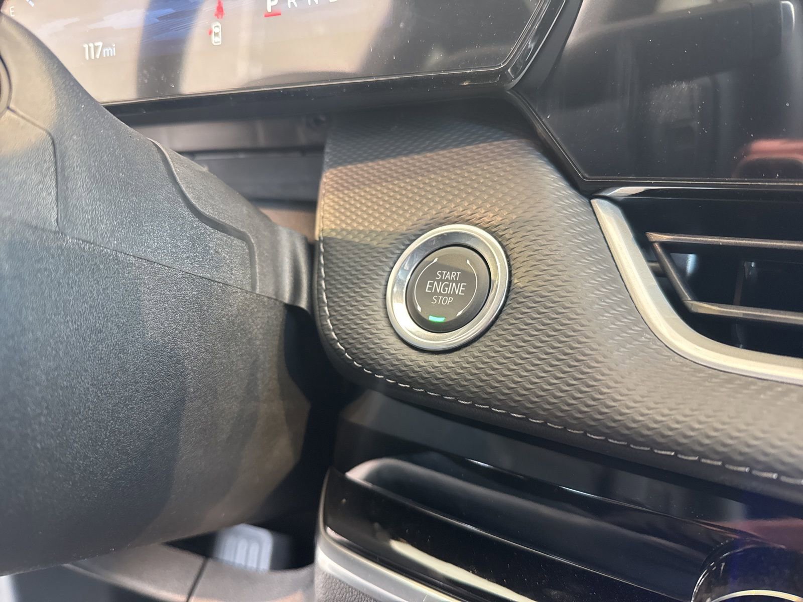 New 2026 Chevrolet Equinox LT w/ Convenience Package II image 29