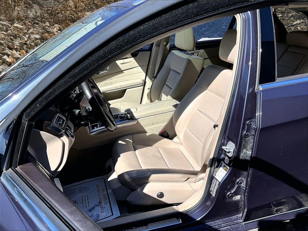 Used 2016 Mercedes-Benz E 350 4MATIC Wagon w/ Premium Package image 23