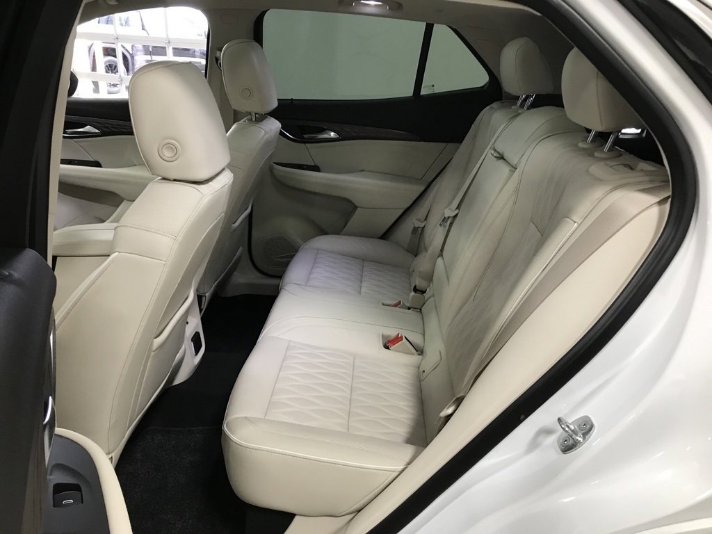 Used 2021 Buick Envision Avenir w/ Technology Package II image 10