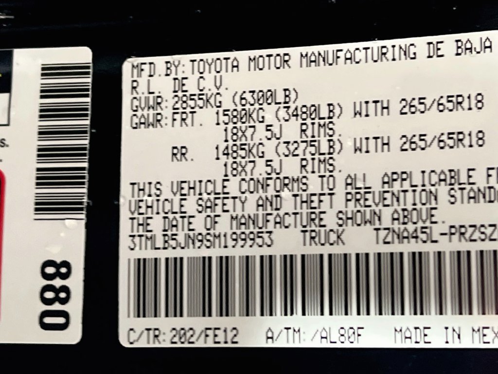 Certified 2025 Toyota Tacoma TRD Sport AWD/4WD image 27