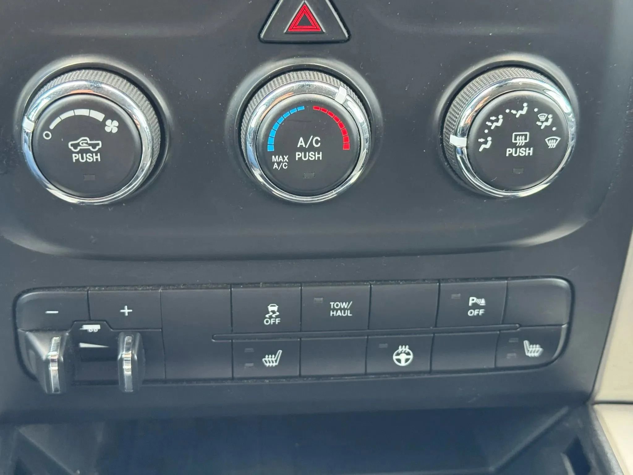 Used 2015 RAM 2500 Big Horn image 26