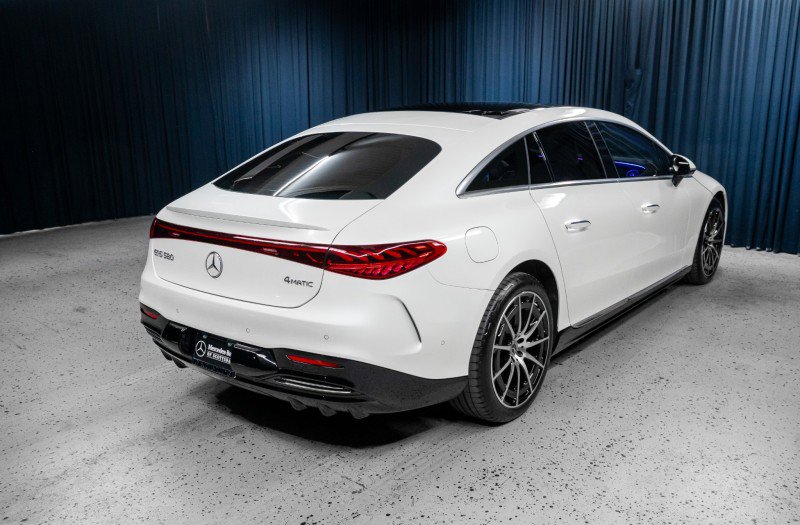 Certified 2023 Mercedes-Benz EQS 580 4MATIC Sedan image 5