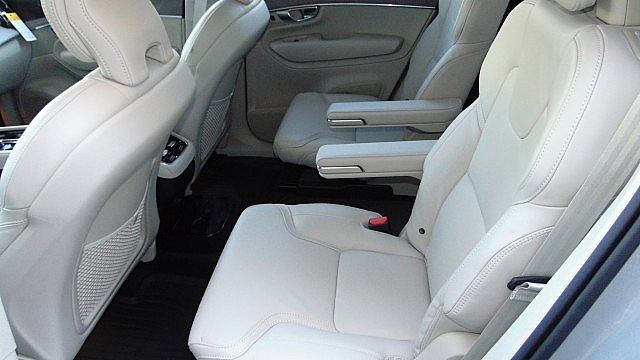 New 2026 Volvo XC90 B6 Ultra image 14