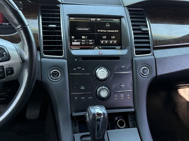 Used 2015 Ford Taurus Limited FWD image 17