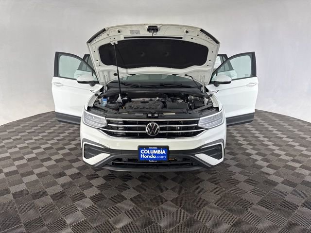 Used 2024 Volkswagen Tiguan S image 14