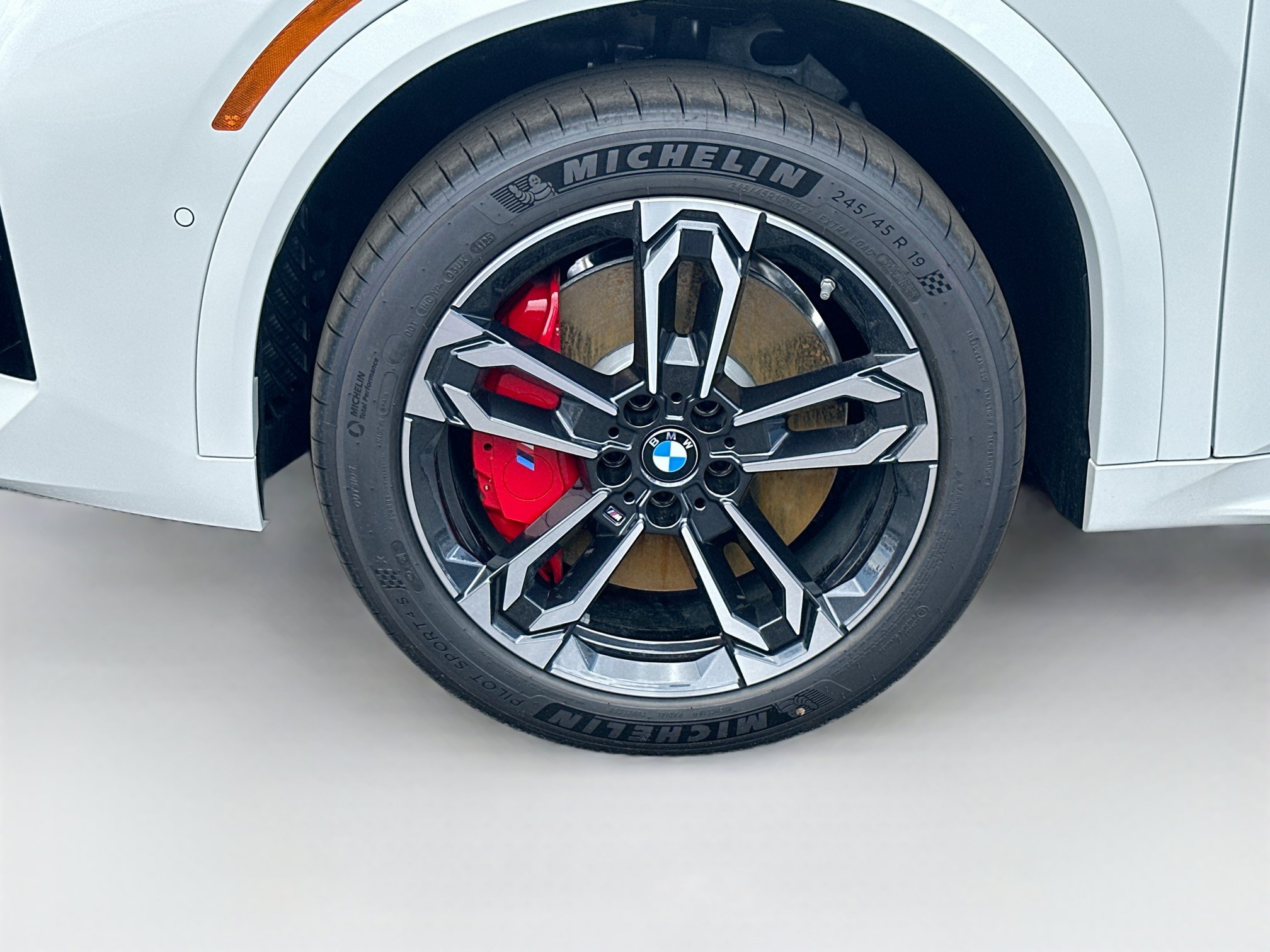 New 2026 BMW X2 xDrive28i AWD/4WD image 24