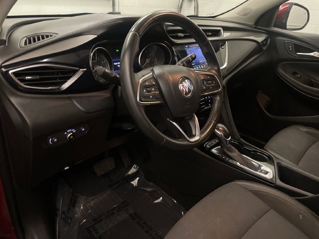Used 2021 Buick Encore GX Select w/ Sport Touring Package FWD image 4