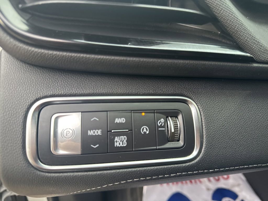 Used 2025 Buick Enclave Preferred image 14