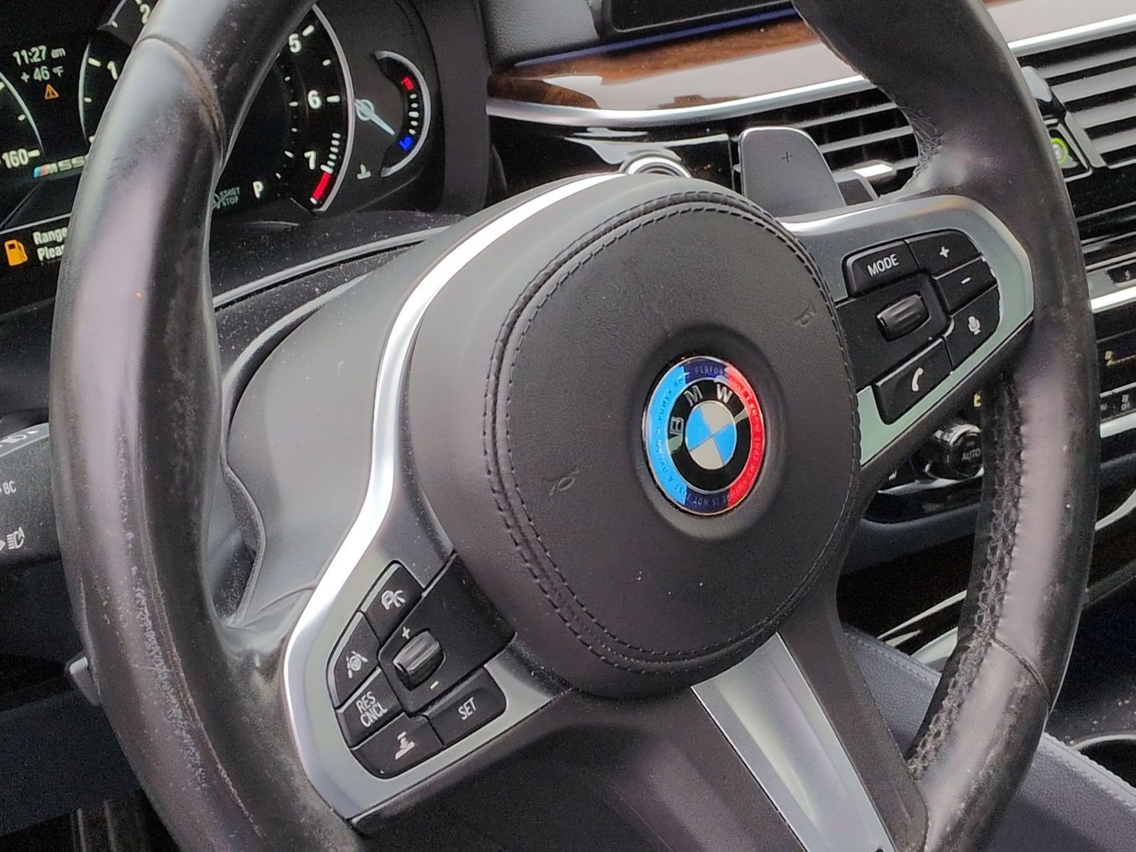 Used 2018 BMW M550i xDrive w/ Driving Assistance Package image 18