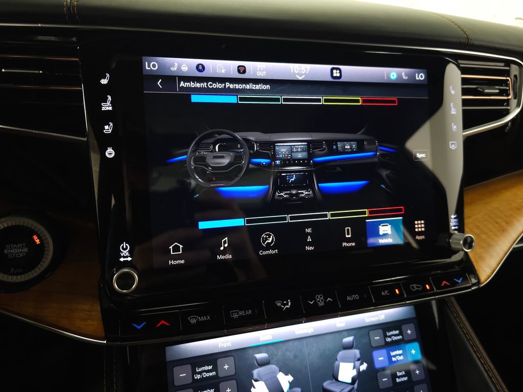 Used 2022 Jeep Grand Wagoneer Series III w/ Rear Seat Video Group 1 AWD/4WD image 40