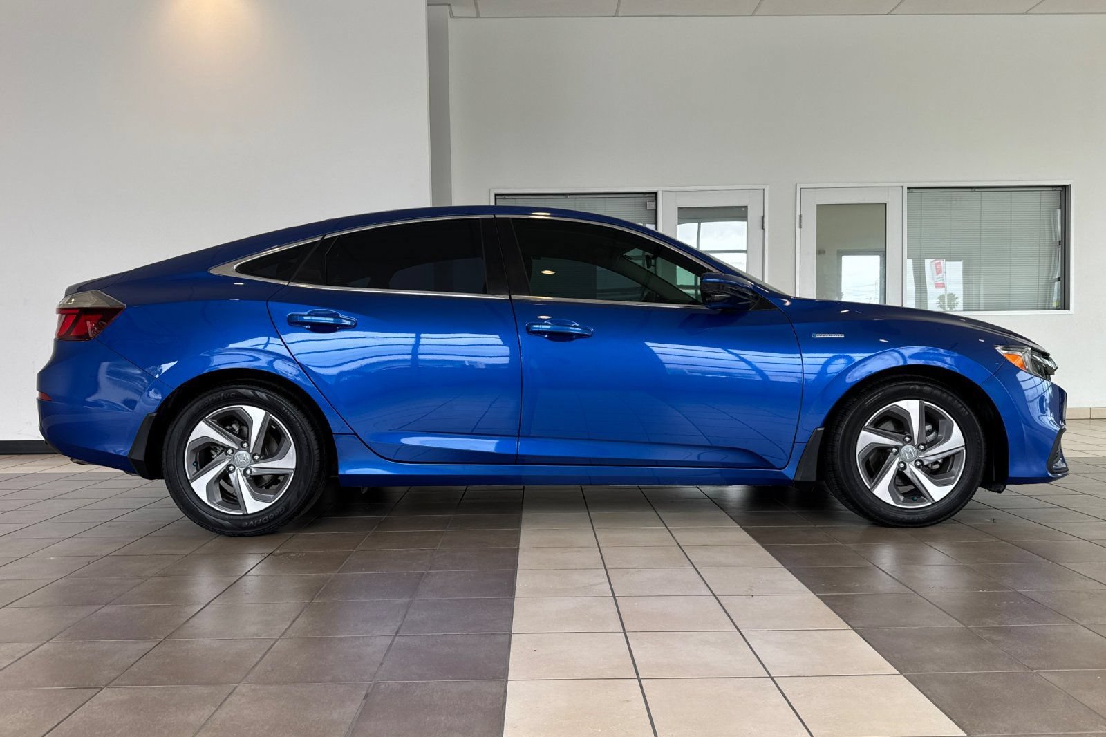 Used 2019 Honda Insight EX image 3