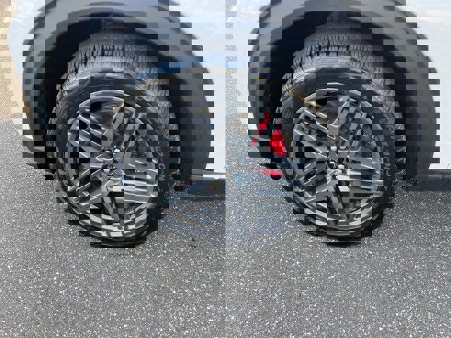 Certified 2025 Ford Explorer ST-Line w/ ST-Line Street Pack image 32