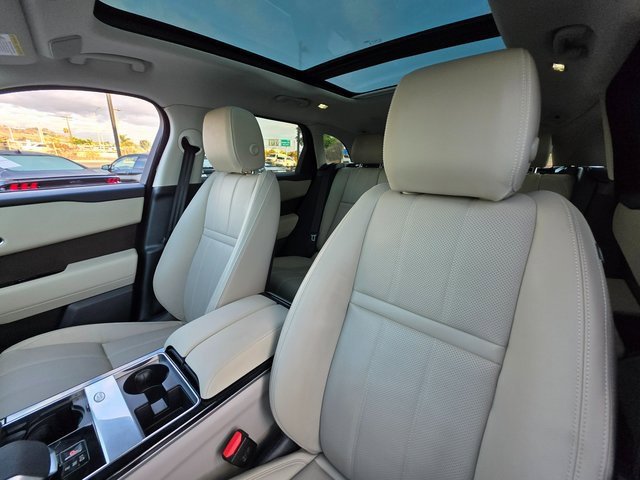 Used 2022 Land Rover Range Rover Velar S image 16