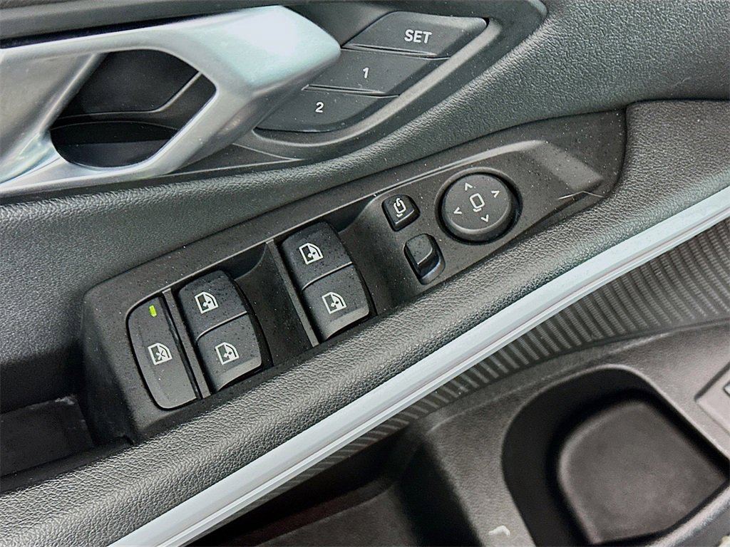 Used 2020 BMW 330i xDrive Sedan w/ Convenience Package image 18