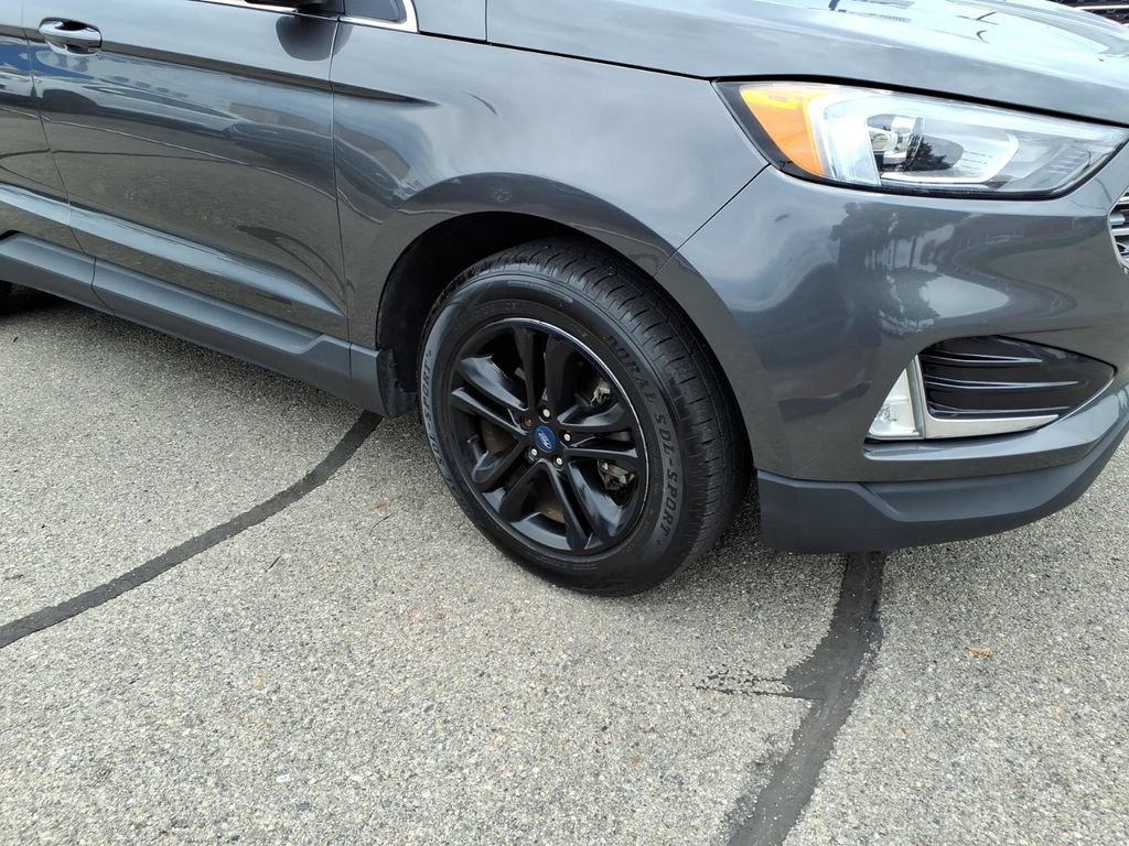 Used 2019 Ford Edge SEL w/ Equipment Group 201A FWD image 5