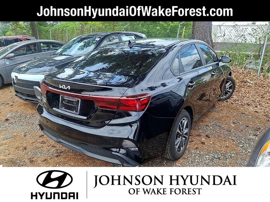Used 2024 Kia Forte LXS FWD image 4
