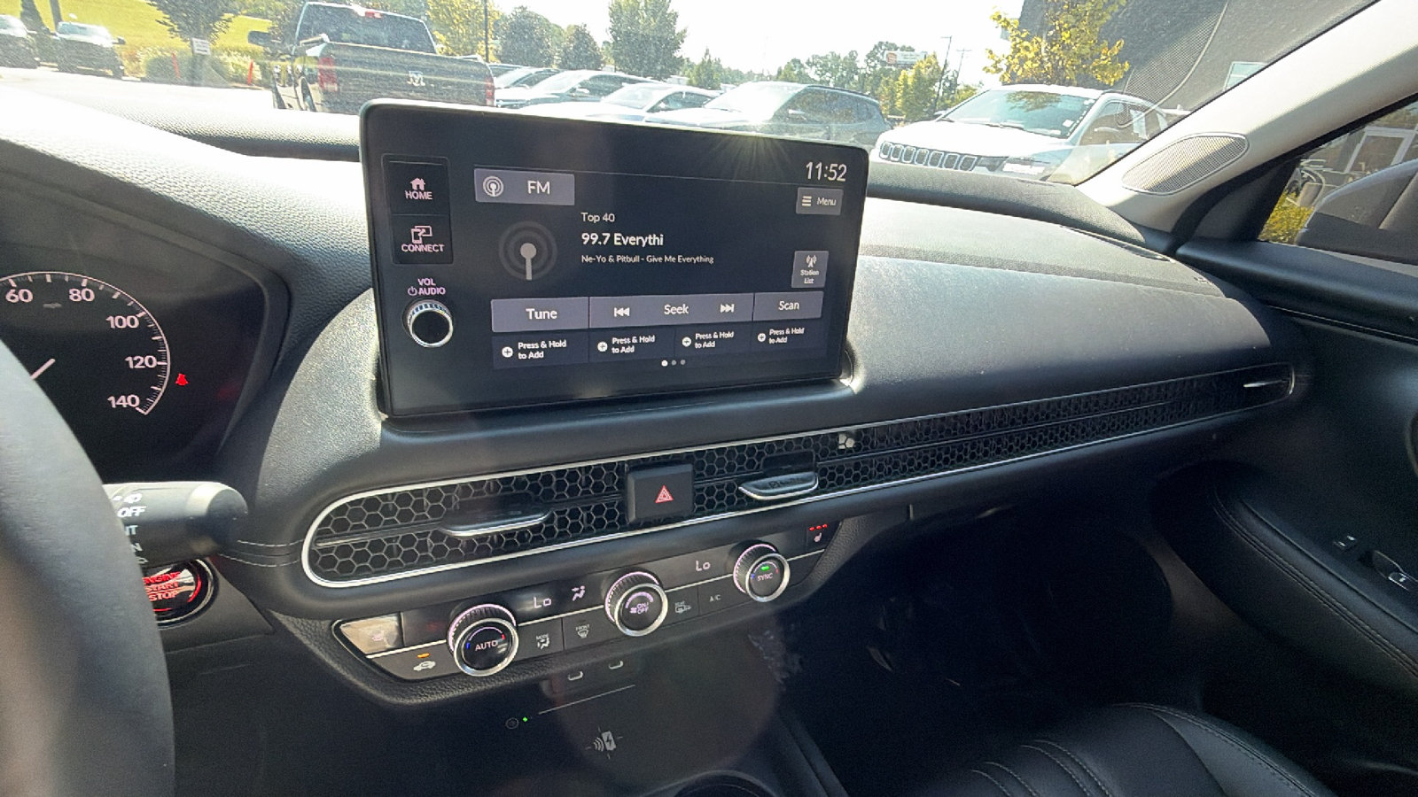Used 2026 Honda HR-V EX-L image 31