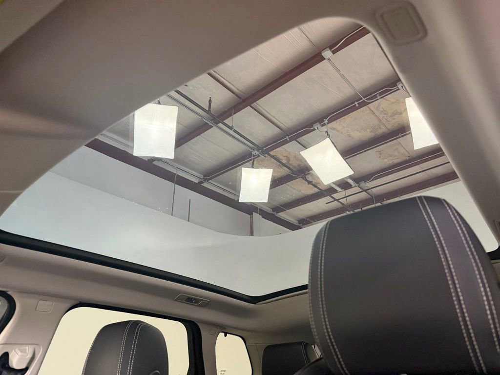 Used 2017 Land Rover Range Rover Evoque HSE AWD/4WD image 25