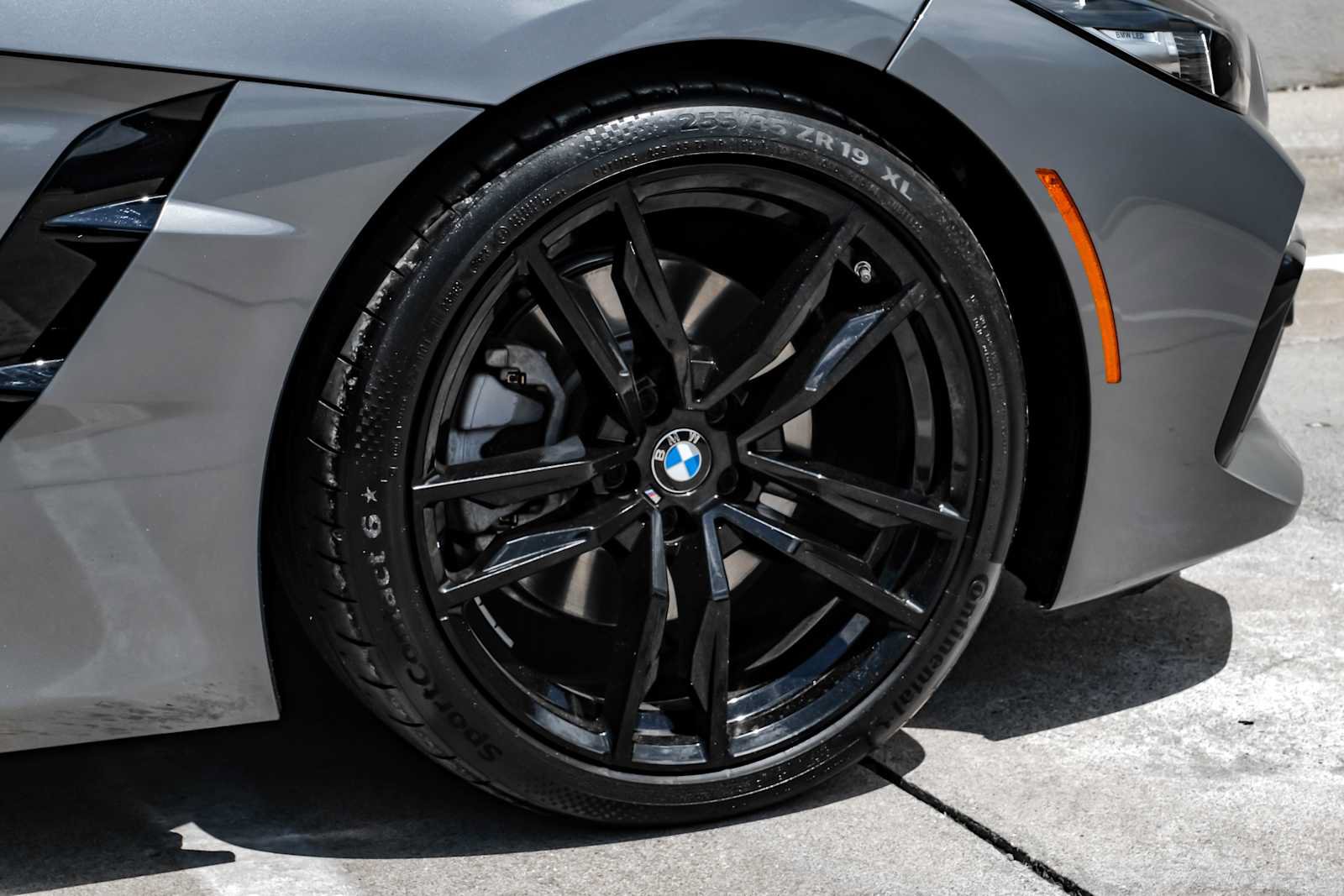 Used 2024 BMW Z4 sDrive30i w/ Convenience Package RWD image 53