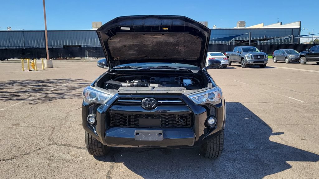 Used 2023 Toyota 4Runner SR5 Premium AWD/4WD image 39