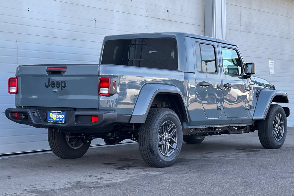 New 2026 Jeep Gladiator Sport AWD/4WD image 4