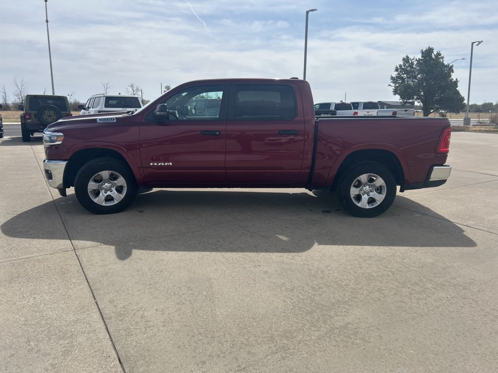 Used 2025 RAM 1500 Big Horn AWD/4WD image 2