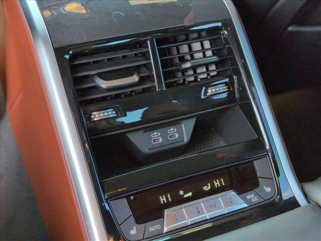Used 2025 BMW ALPINA B8 xDrive Gran Coupe AWD/4WD image 17