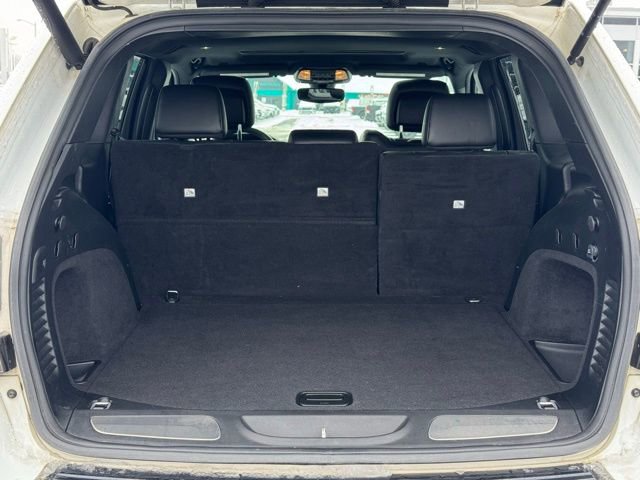 Used 2019 Jeep Grand Cherokee Limited image 10