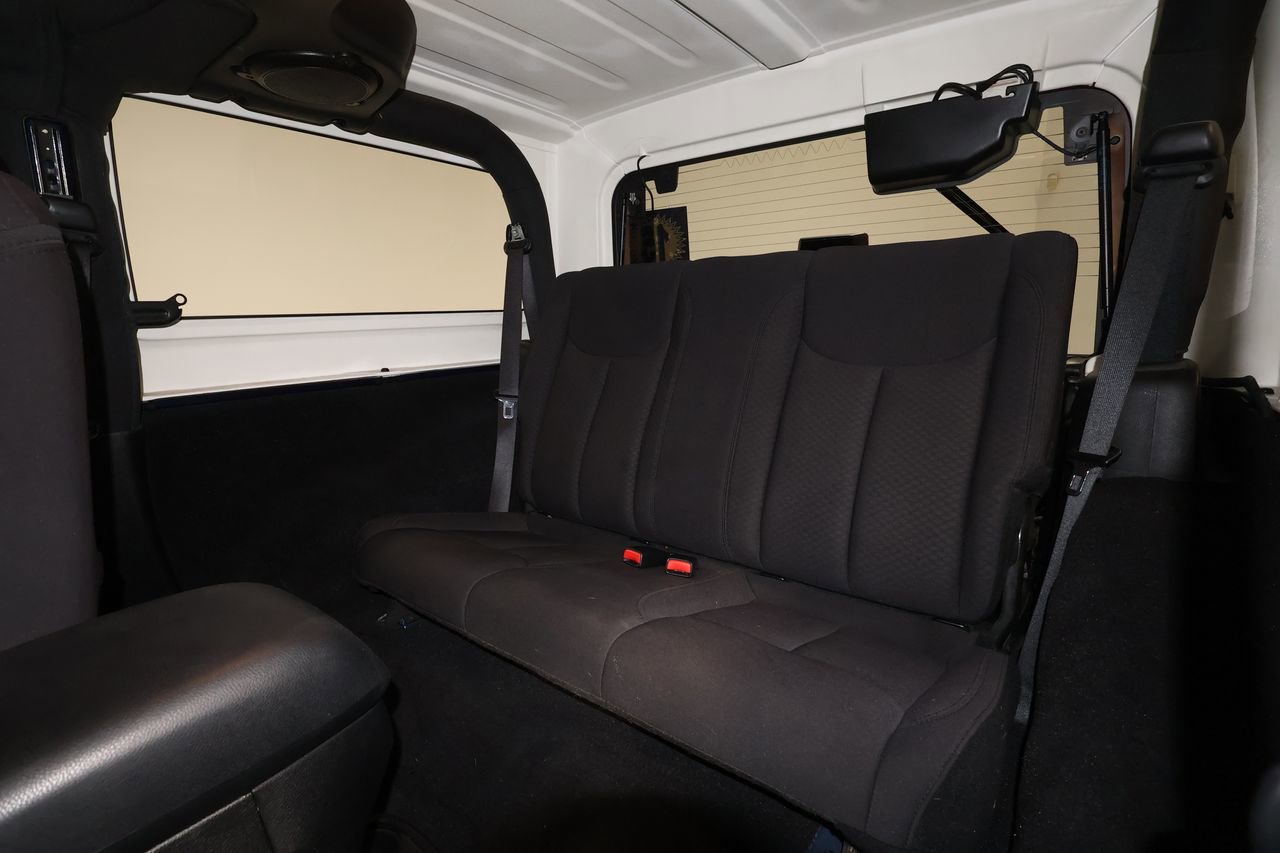 Used 2013 Jeep Wrangler Sport AWD/4WD image 13