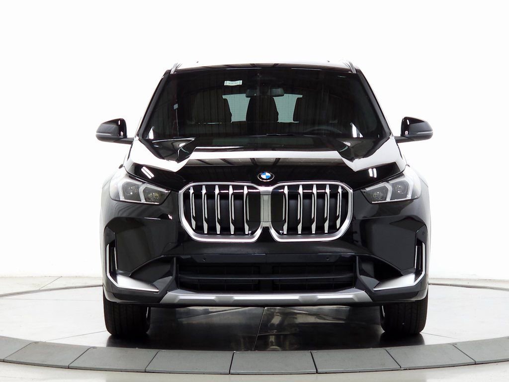 Used 2025 BMW X1 xDrive28i w/ Convenience Package AWD/4WD image 2